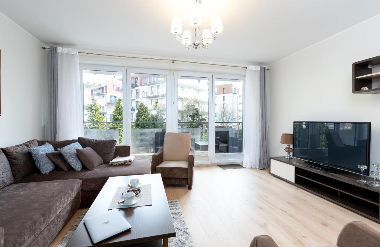 Przestrzenny Apartament 56M2 Z Tarasem - 2Homerent Колобжег Екстериор снимка
